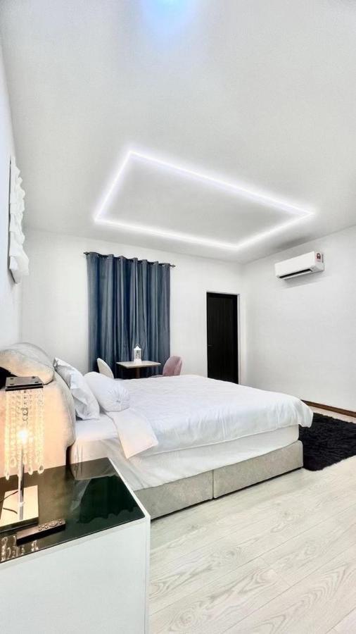 Three Homestay