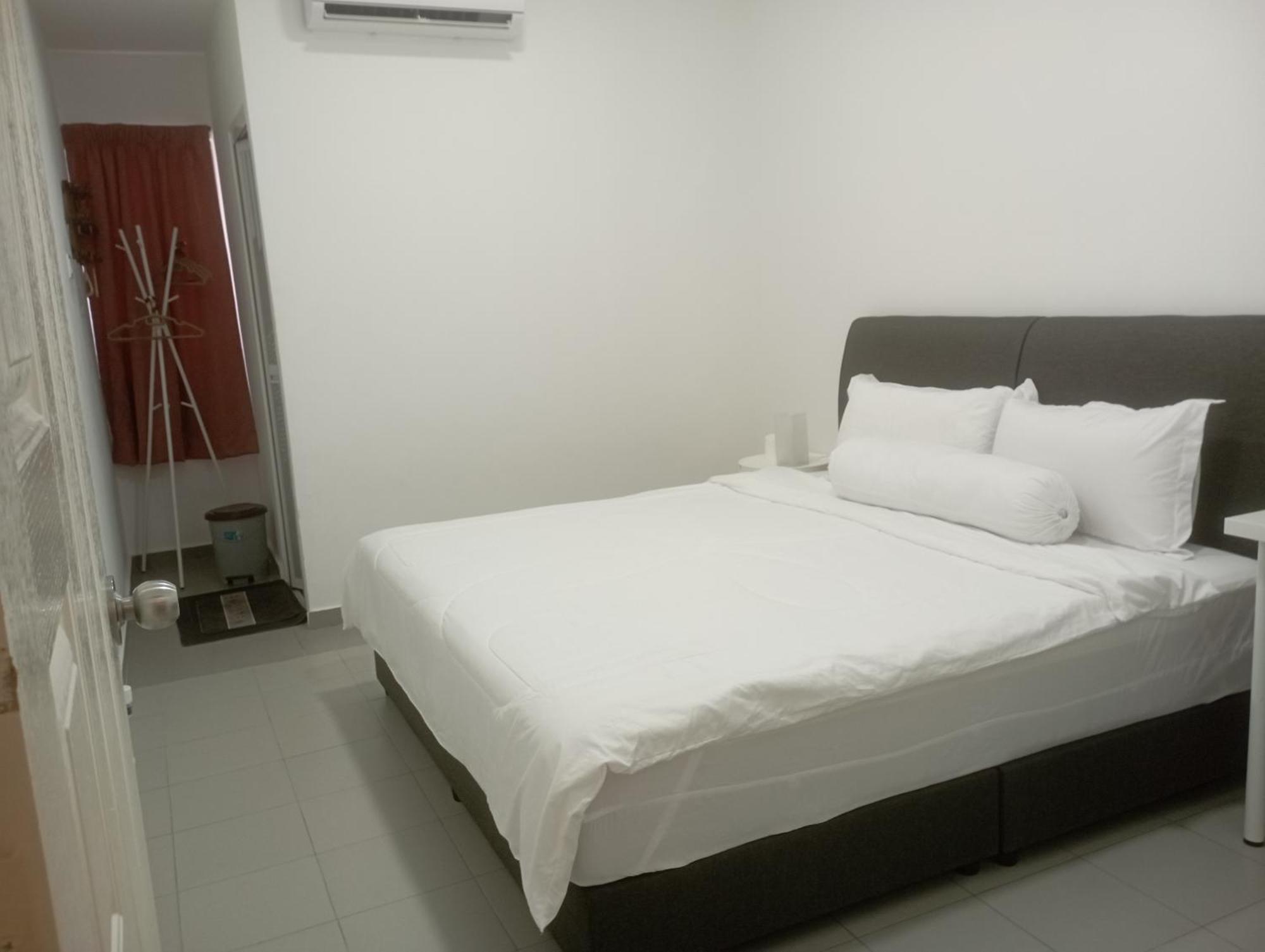 Three Homestay Perai